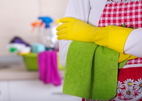 Local short-let cleaning in a central London apartment building